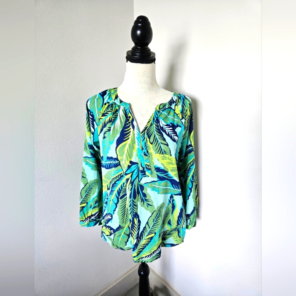🌴Tropical Leaf Print blouse long sleeves Carabbean Joe size small 🌴🌴
